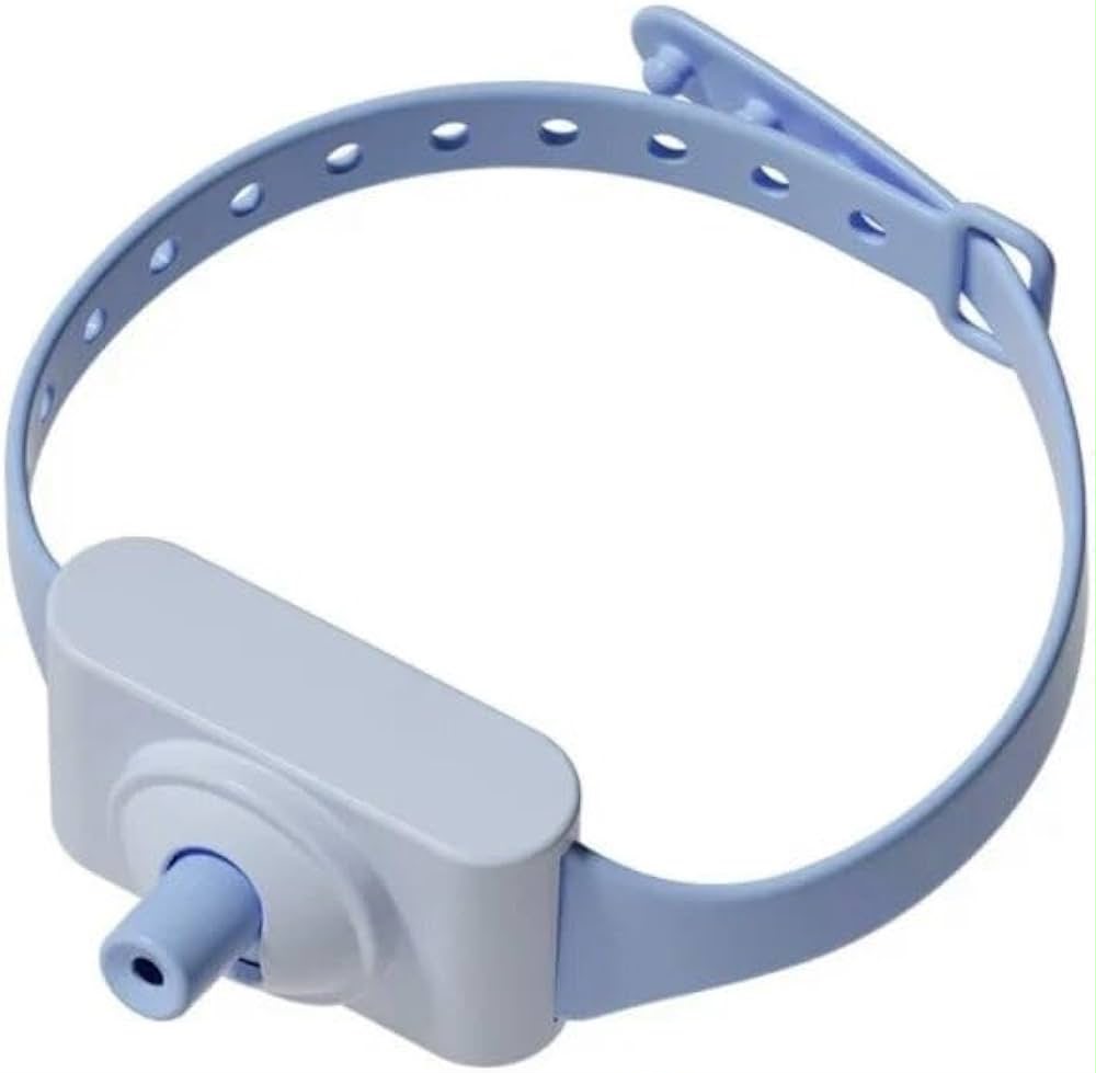 Wearable interactive cat toy laser collar